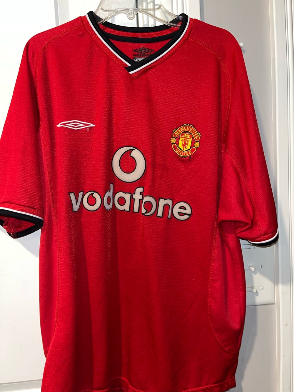 Manchester United Umbro Vodafone Soccer Jersey M